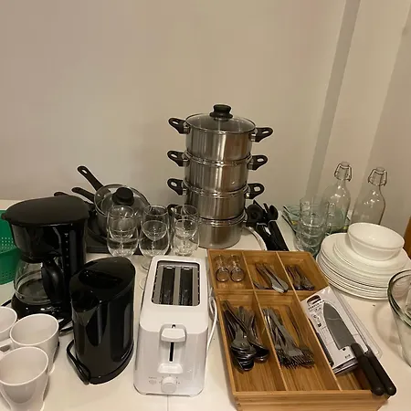 بيت ضيافة Room *